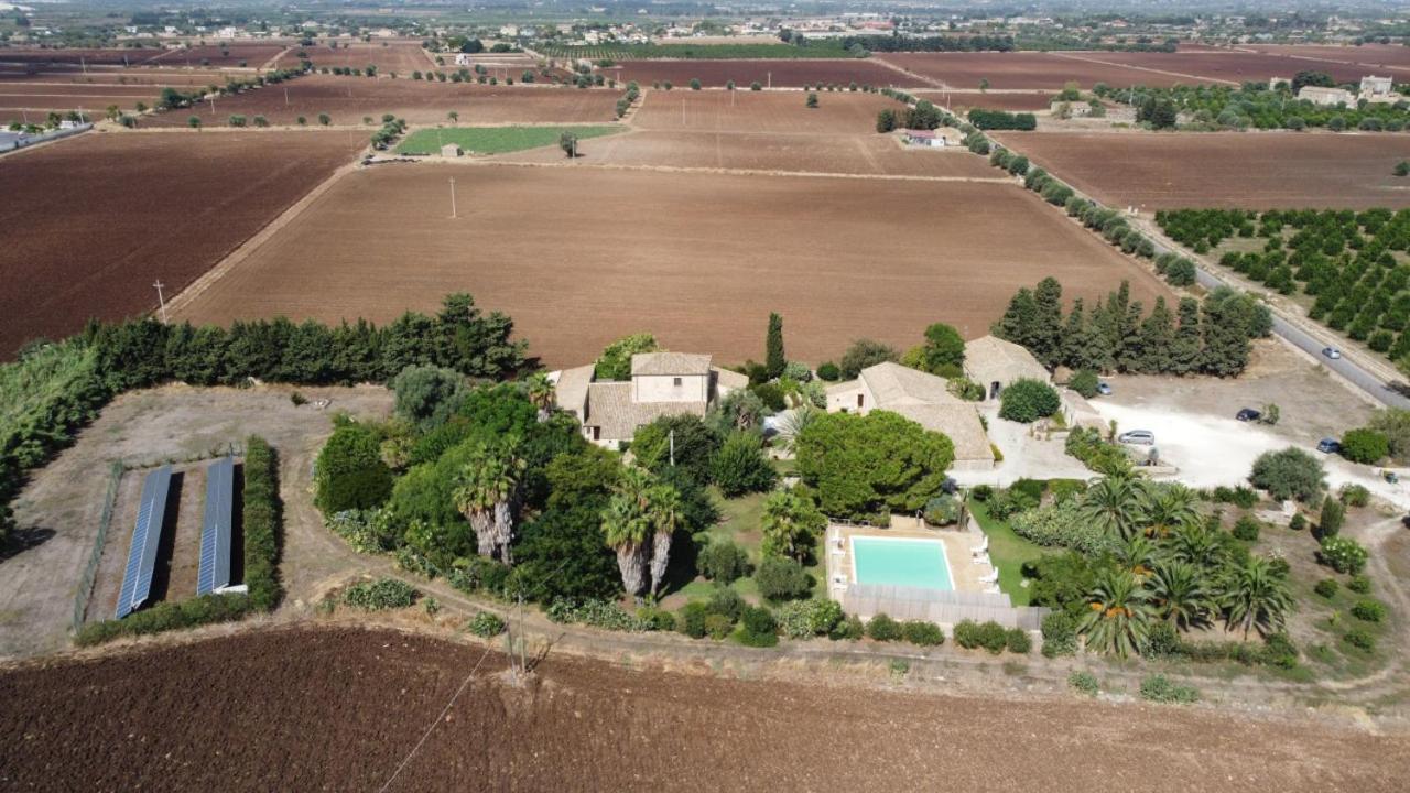 Pozzo Di Mazza Villa Сиракуза Екстериор снимка